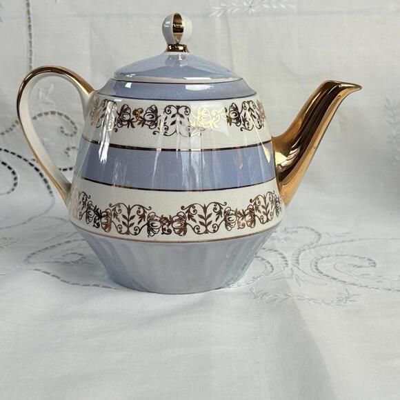 Vintage White Blue Gold Gibson  & Sons Teapot England‎ Tea Pot Beehive Shape - Picture 5 of 11